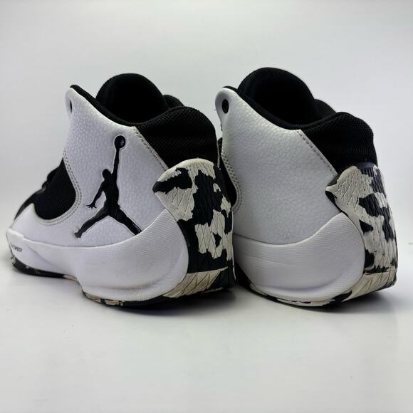 NIKE AIR JORDAN “Rising High 2” Basketball Shoes Mens Size 8 - Picture 9 of 13